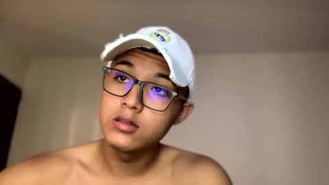 Snapshot of chriis_18 chatting on 26, 3, 2026 Chris online show from 26, 3, 2026