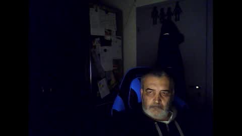 Snapshot of chris250268 chatting on 5, 10, 2025 Chris online show from 5, 10, 2025