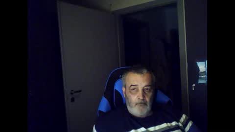 Snapshot of chris250268 chatting on 21, 6, 2026 Chris online show from 21, 6, 2026