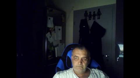 Snapshot of chris250268 chatting on 19, 7, 2026 Chris online show from 19, 7, 2026