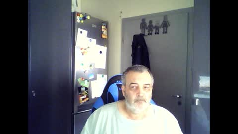 Snapshot of chris250268 chatting on 1, 8, 2026 Chris online show from 1, 8, 2026