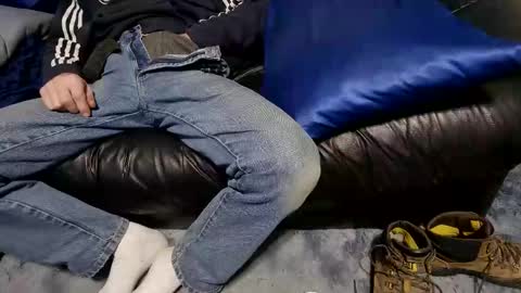 chris526520 online show from 18, 12, 2024