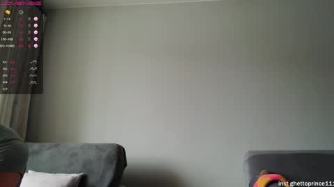 redhead thief of sausages and hearts online show from 13, 2, 2025