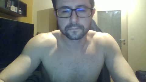 chris_cum4u online show from 26, 12, 2024
