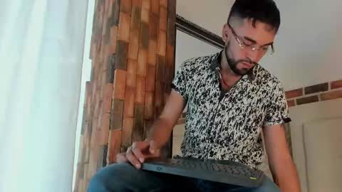 chris_kizz online show from 9, 12, 2024