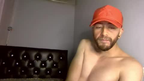 Snapshot of chris_sex80 chatting on 14, 1, 2025 chris_sex80 online show from 14, 1, 2025