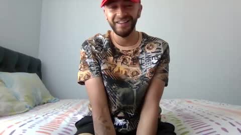 Snapshot of chris_sex80 chatting on 14, 1, 2025 chris_sex80 online show from 14, 1, 2025