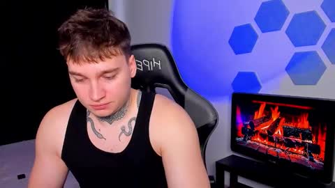 Chris Tyson online show from 4, 2, 2026