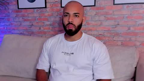 Snapshot of chris_varden chatting on 11, 4, 2026 Chris Varden online show from 11, 4, 2026