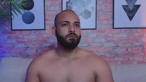 Snapshot of chris_varden chatting on 13, 4, 2026 Chris Varden online show from 13, 4, 2026