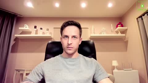 Snapshot of chriscarrey chatting on 6, 2, 2025 Chris online show from 6, 2, 2025