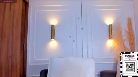 Snapshot of chrishell_ chatting on 24, 2, 2025 Chrishell online show from 24, 2, 2025