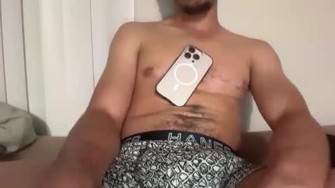 Snapshot of chrislover2125 chatting on 8, 4, 2026 chrislover2125 online show from 8, 4, 2026