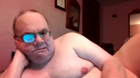 Snapshot of chrismini312 chatting on 6, 4, 2026 Chris The Jerk Off King online show from 6, 4, 2026