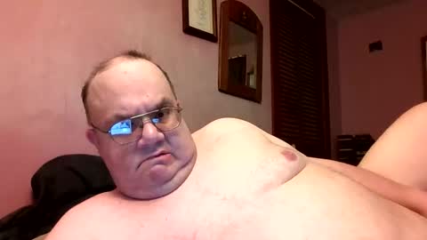Snapshot of chrismini312 chatting on 17, 4, 2026 Chris The Jerk Off King online show from 17, 4, 2026