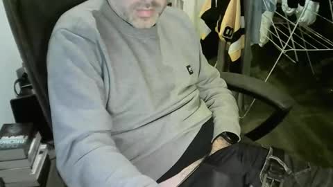 Snapshot of chrisprngr chatting on 11, 1, 2026 chrisprngr online show from 11, 1, 2026
