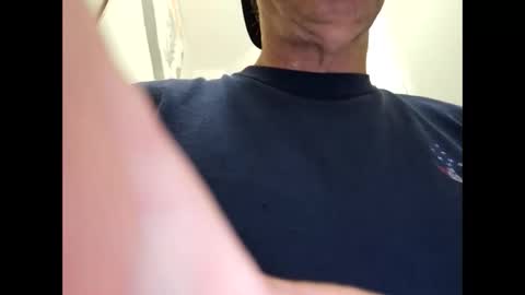 Snapshot of chrispycum chatting on 22, 11, 2025 Chris online show from 22, 11, 2025