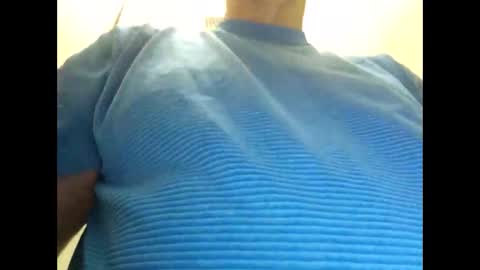 Snapshot of chrispycum chatting on 17, 12, 2025 Chris online show from 17, 12, 2025