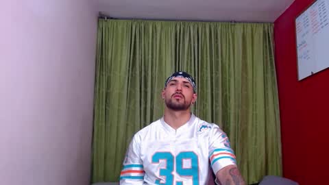 chriss_james online show from 31, 10, 2025