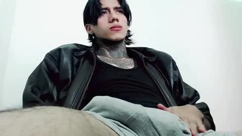 CHRIS  INDEPENT MODEL online show from 3, 3, 2025