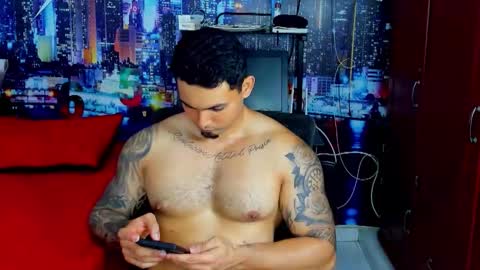 Chriss Stewart online show from 8, 10, 2025