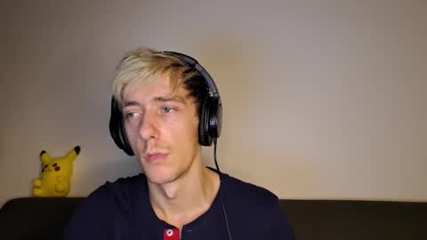 Christopher online show from 11, 10, 2025