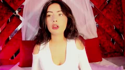 Snapshot of chrisstin_foxx69 chatting on 1, 4, 2026 Chrisstin online show from 1, 4, 2026