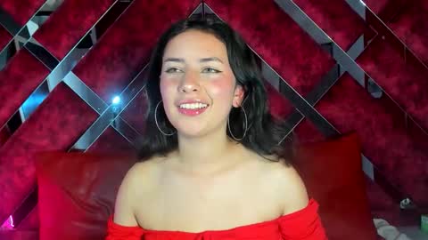 Snapshot of chrisstin_foxx69 chatting on 9, 4, 2026 Chrisstin online show from 9, 4, 2026