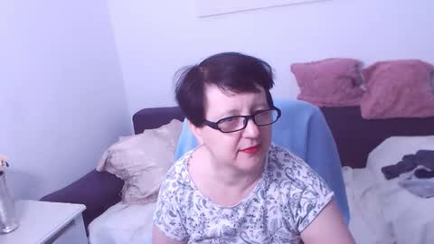 Snapshot of christarose chatting on 5, 10, 2025 Christa online show from 5, 10, 2025