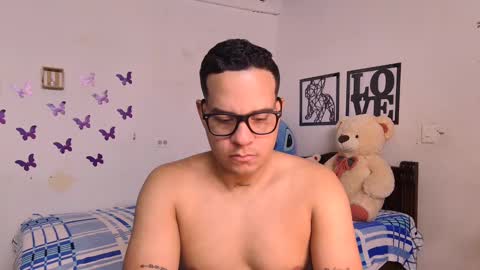 Snapshot of christian_maln chatting on 29, 1, 2025 christian_maln online show from 29, 1, 2025