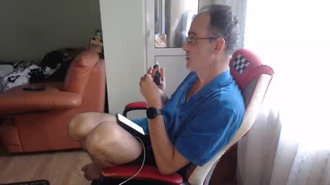 Snapshot of christiantboy chatting on 5, 5, 2026 ChristiantBoy online show from 5, 5, 2026