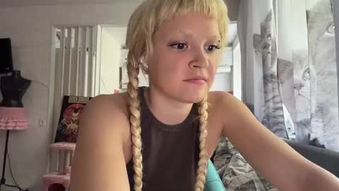 christiechorney online show from 26, 7, 2026