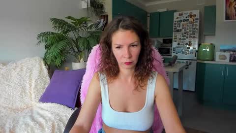 Chris online show from 18, 10, 2025