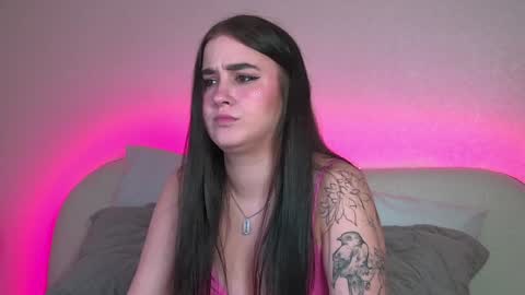 Christina online show from 3, 2, 2025