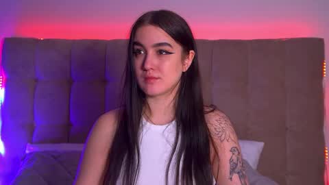 Christina online show from 3, 3, 2025