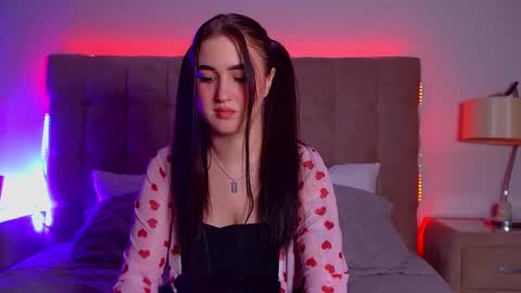 Christina online show from 10, 3, 2025