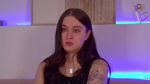 Christina online show from 12, 3, 2025