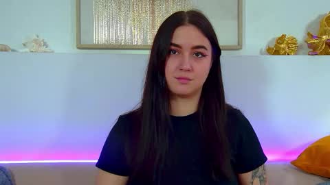 Christina online show from 7, 10, 2025