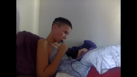 Christina Saunters online show from 23, 2, 2025