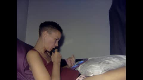 Christina Saunters online show from 1, 3, 2025