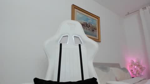 Hi im Christine online show from 7, 3, 2025