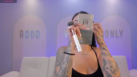 Snapshot of christineford1 chatting on 15, 11, 2025 Christine Ford online show from 15, 11, 2025