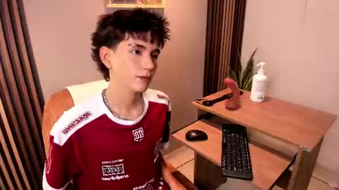 Chris online show from 17, 7, 2026