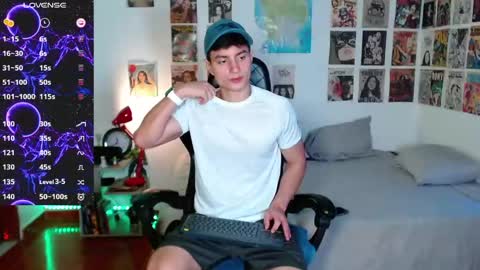 Snapshot of christophermillerxxx chatting on 1, 4, 2026 christophermillerxxx online show from 1, 4, 2026