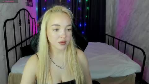 hristy3 online show from 27, 2, 2025