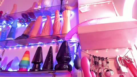 Snapshot of christymilk1 chatting on 14, 12, 2024 christy online show from 14, 12, 2024