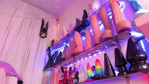 Snapshot of christymilk1 chatting on 29, 12, 2024 christy online show from 29, 12, 2024