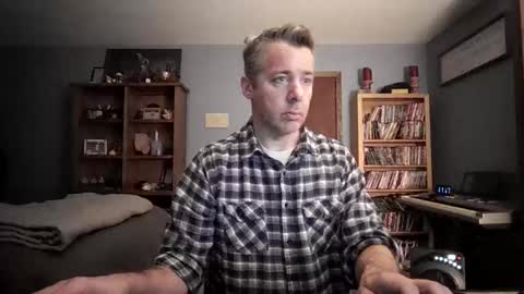 chrisw8121 online show from 24, 2, 2026