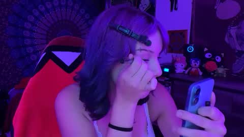 Snapshot of chromeheartzz chatting on 1, 4, 2026 chromeheartzz online show from 1, 4, 2026