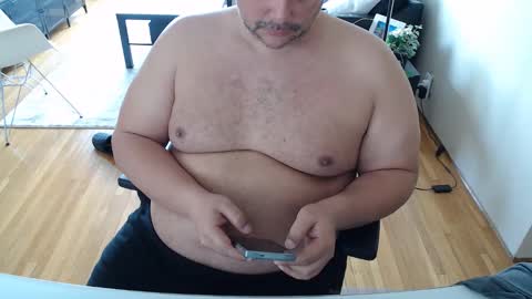 Snapshot of chubbyvix chatting on 23, 3, 2026 AstorYvr online show from 23, 3, 2026